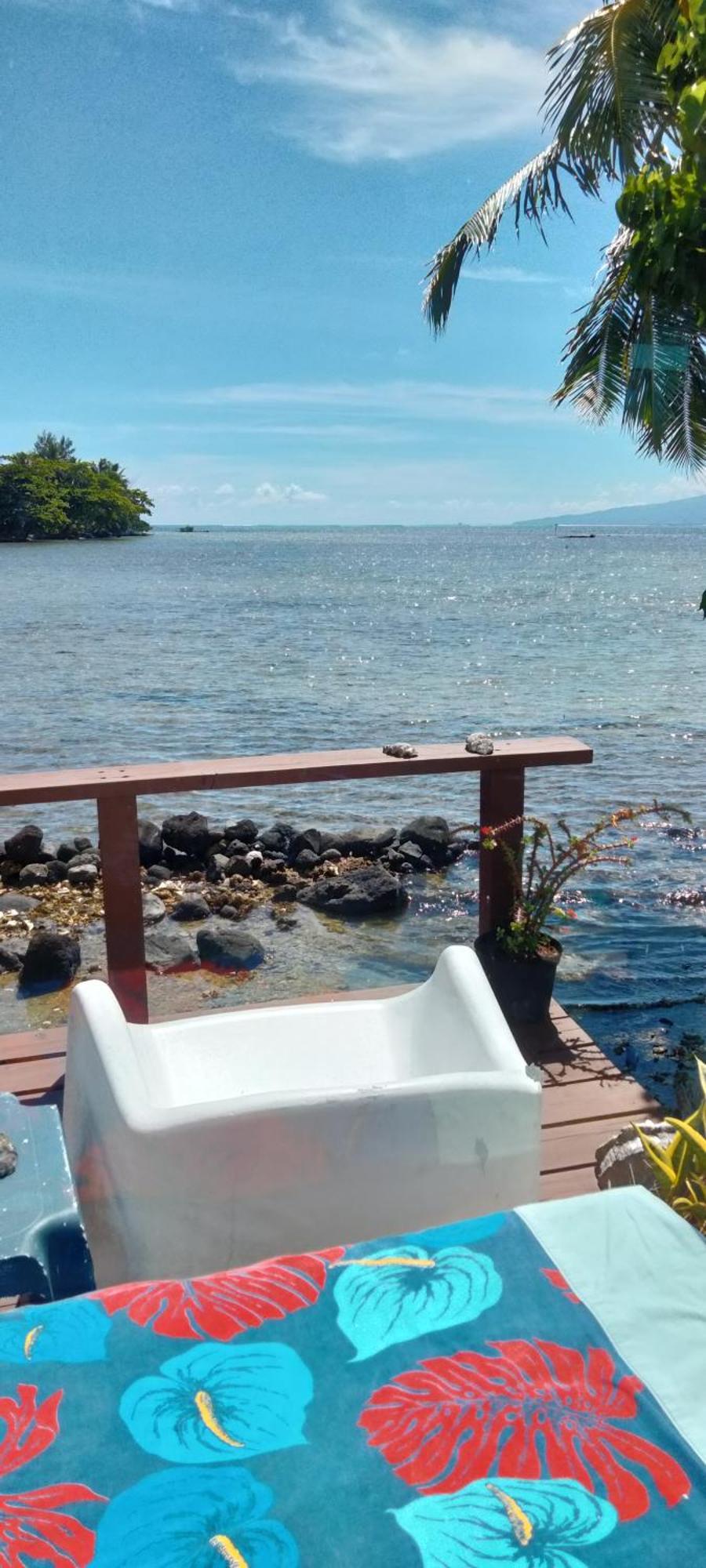 Bungalow Vue Lagon 180 Degre, La Maison Bleue Moorea Exterior photo