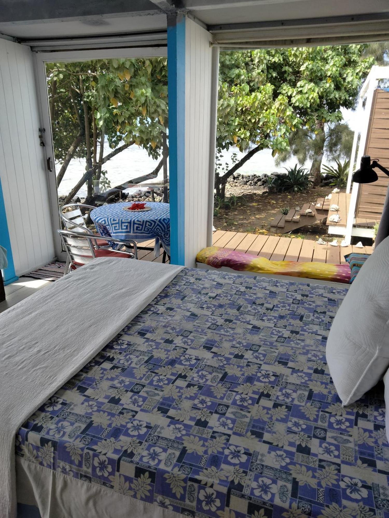 Bungalow Vue Lagon 180 Degre, La Maison Bleue Moorea Exterior photo